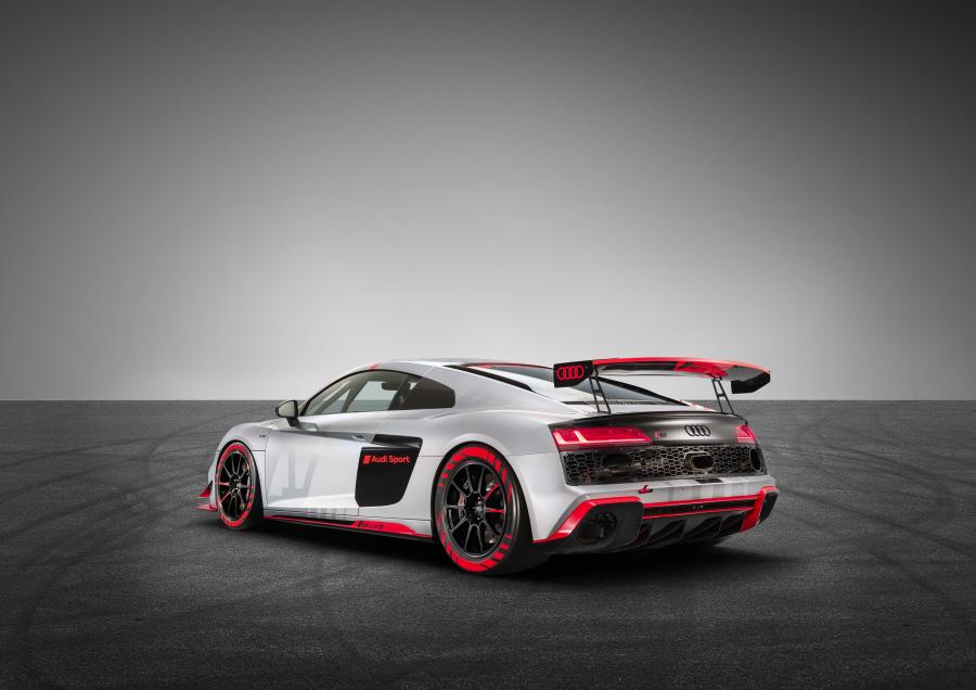  Audi R8 LMS GT4 2019 года  (фото 31 из 37)